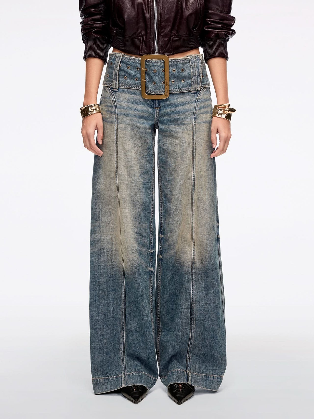 Wide-Leg Jeans