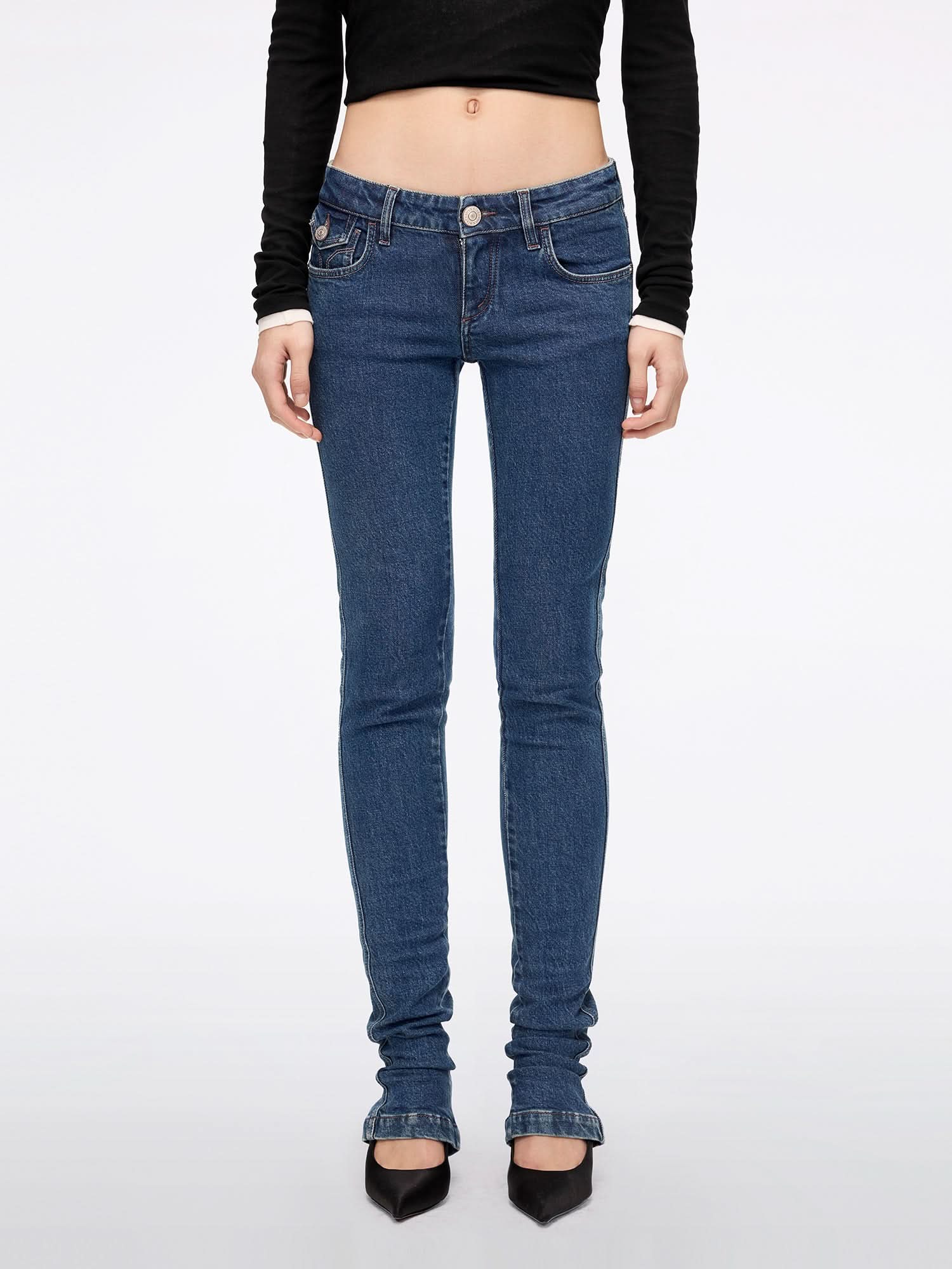 Low-Rise Jeans
