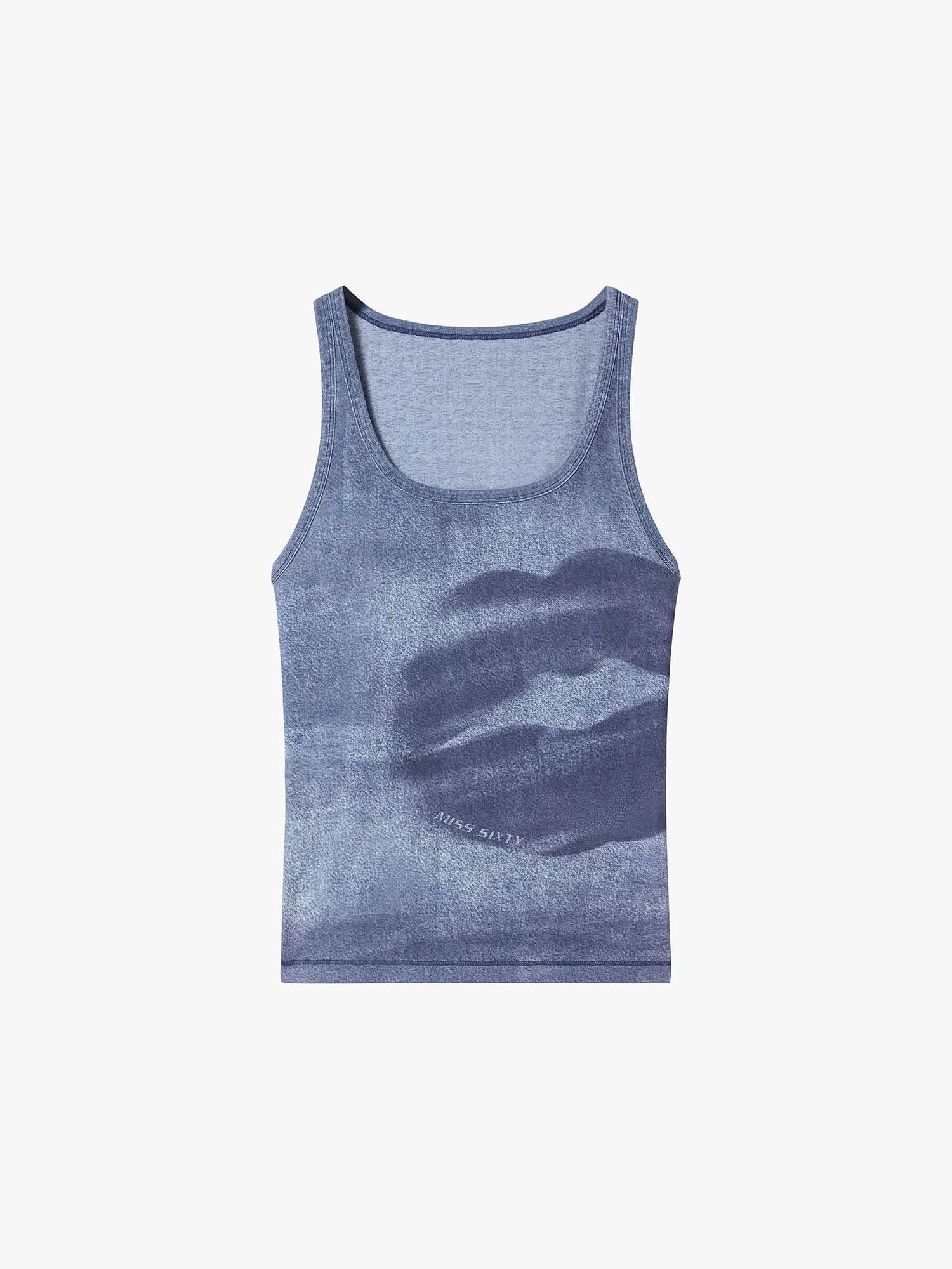 Slim-Fit Lip Print Tank Top