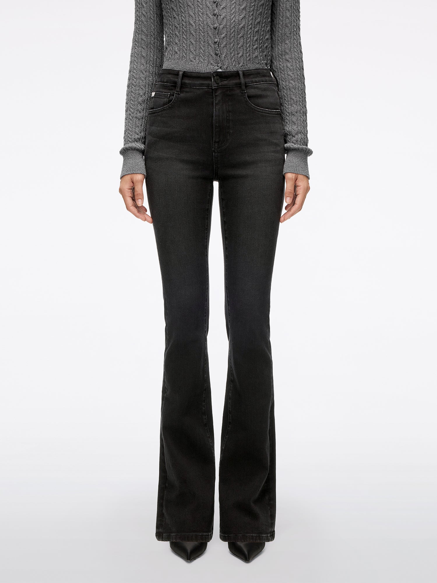 Slim Flare Jeans