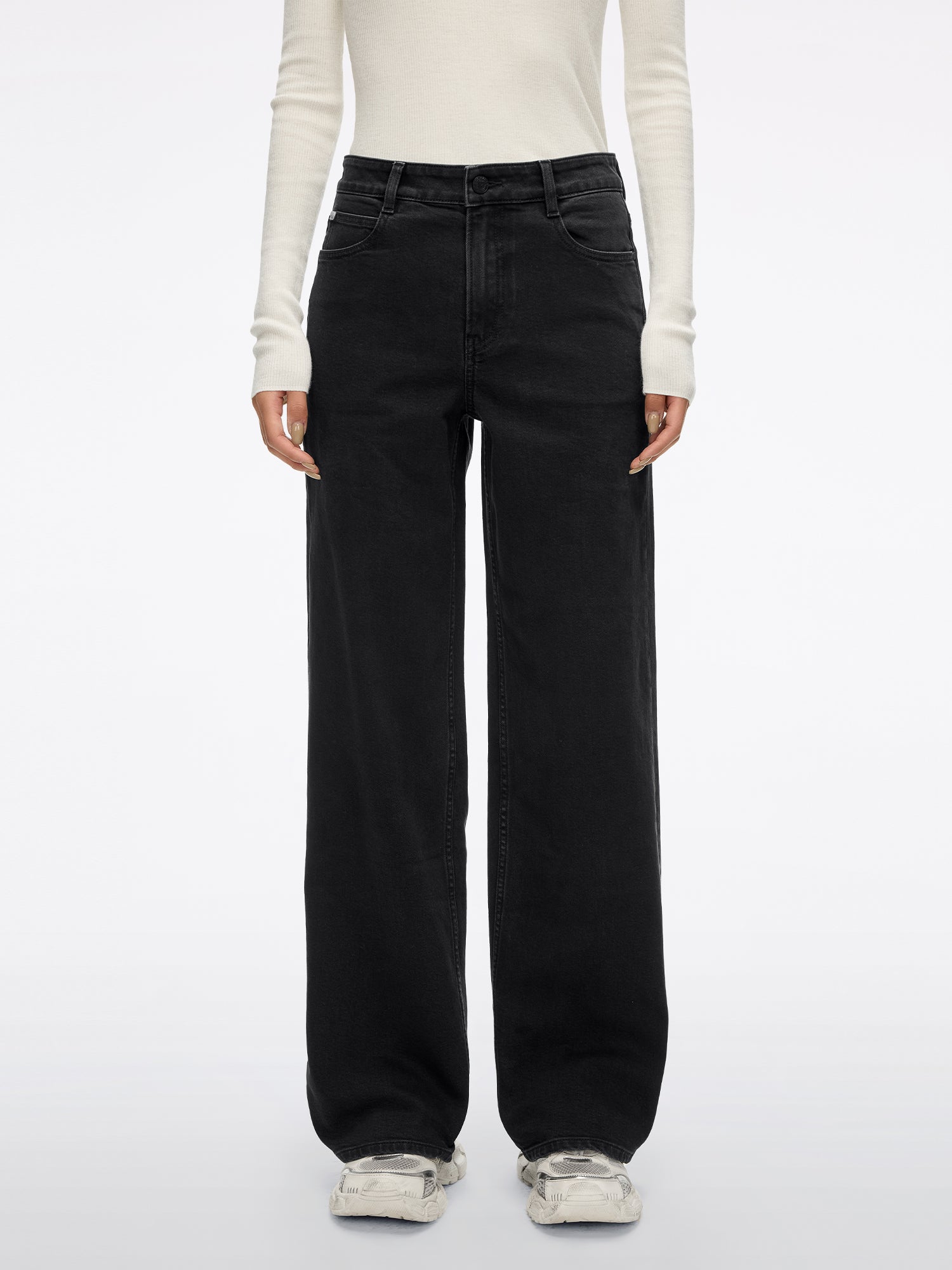 Straight-Fit Jeans