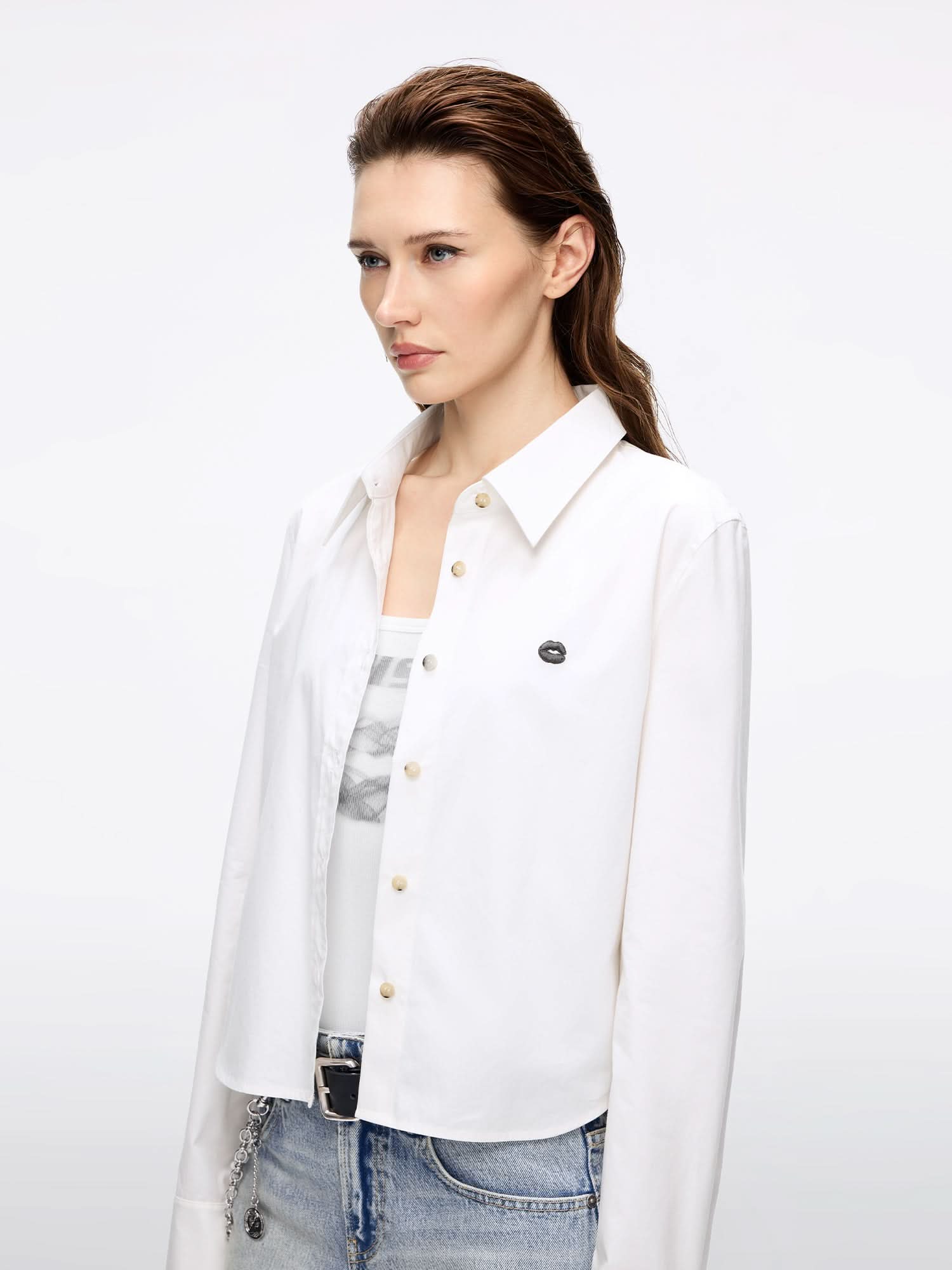 Lip Print Embroidered Shirt