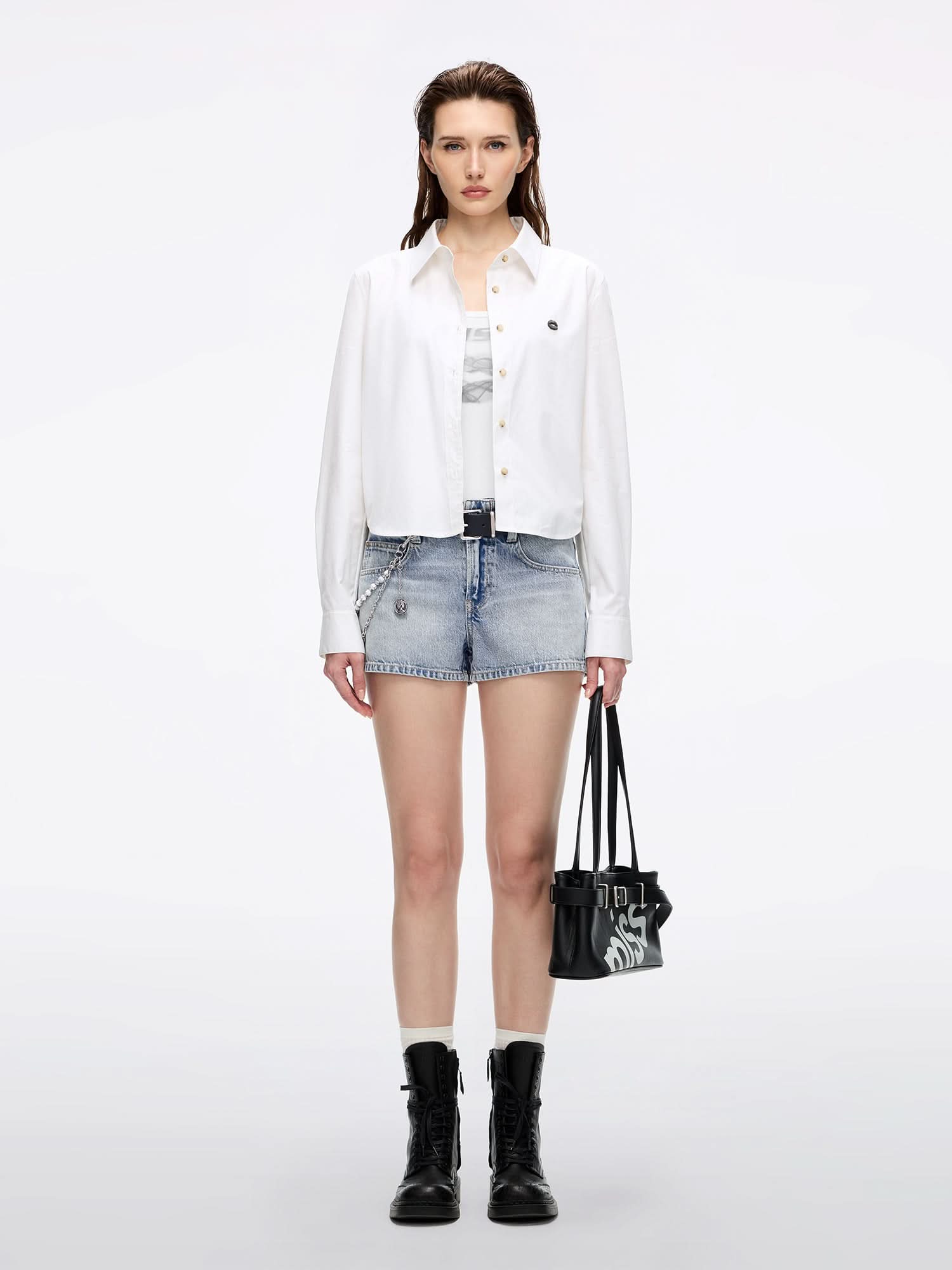 Lip Print Embroidered Shirt