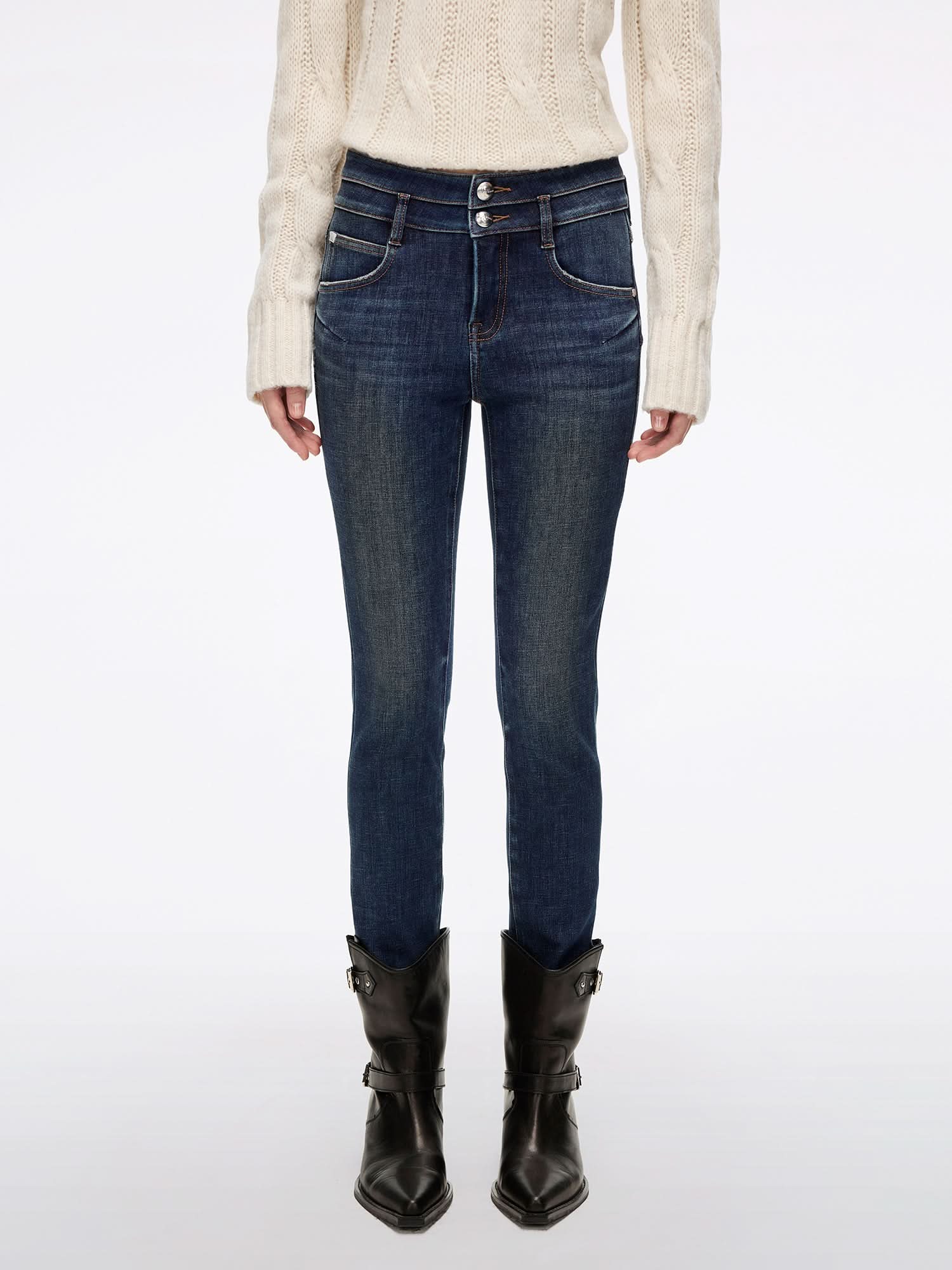 Slim-Fit Jeans