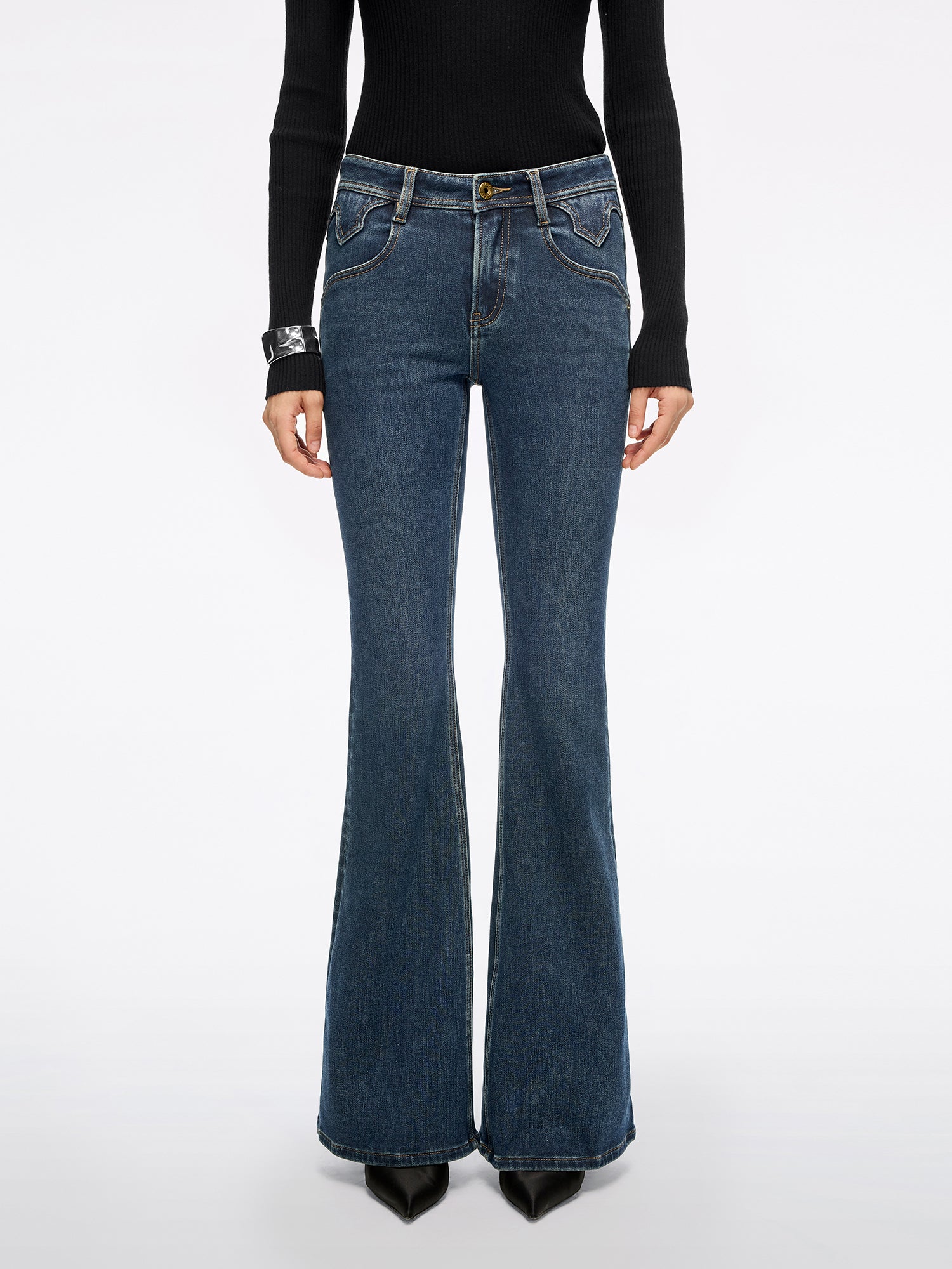 Slim Flared Jeans-BELLA