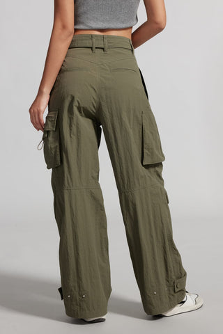 Belted Loose-Fitting Pleated Cargo Pants