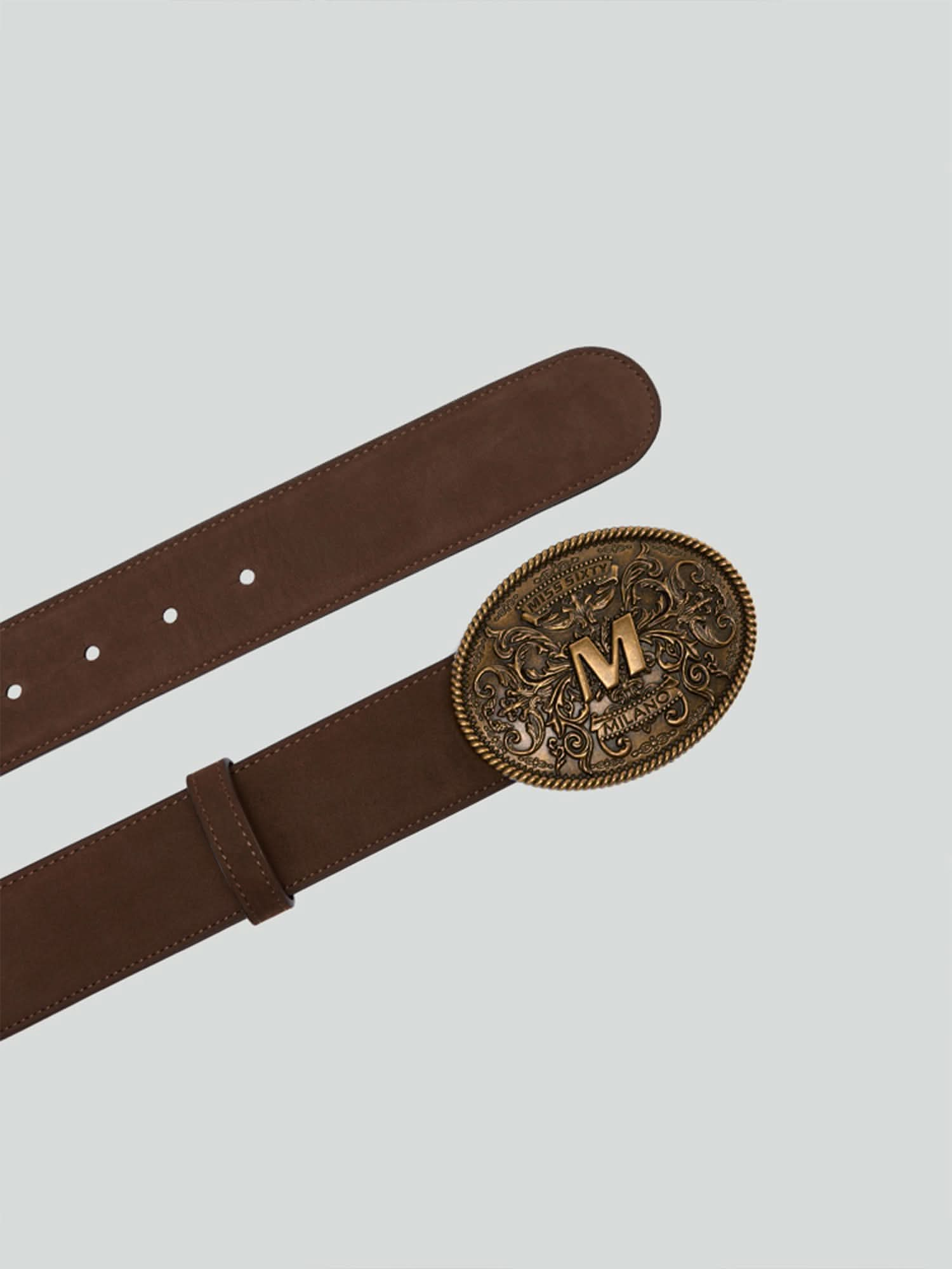 Round-buckled Leather Belt