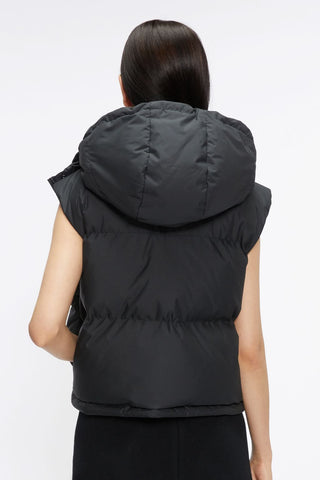 Gilet Jacket With Detachable Hood