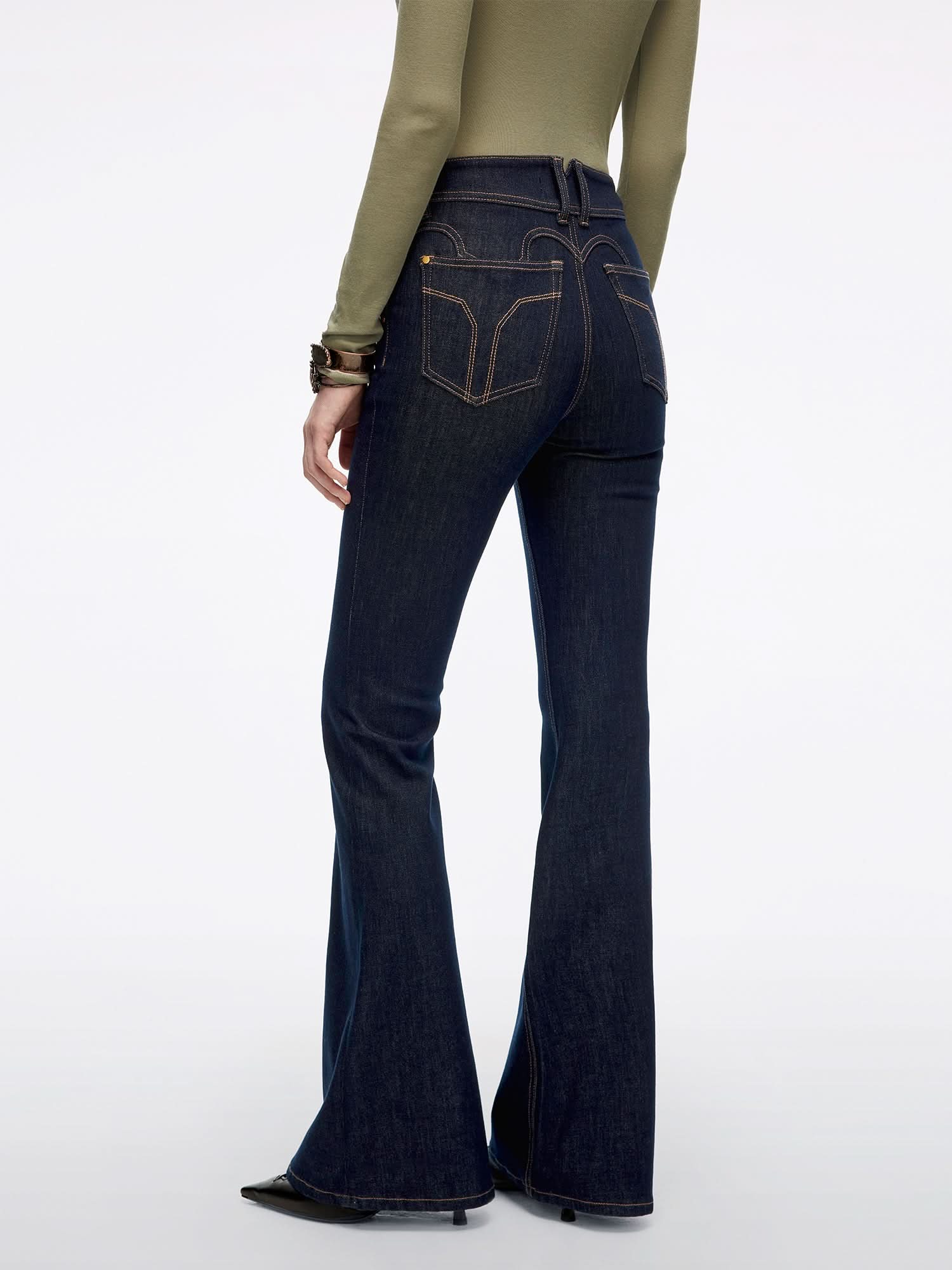 Slim-Fit Flared Jeans-BELLA