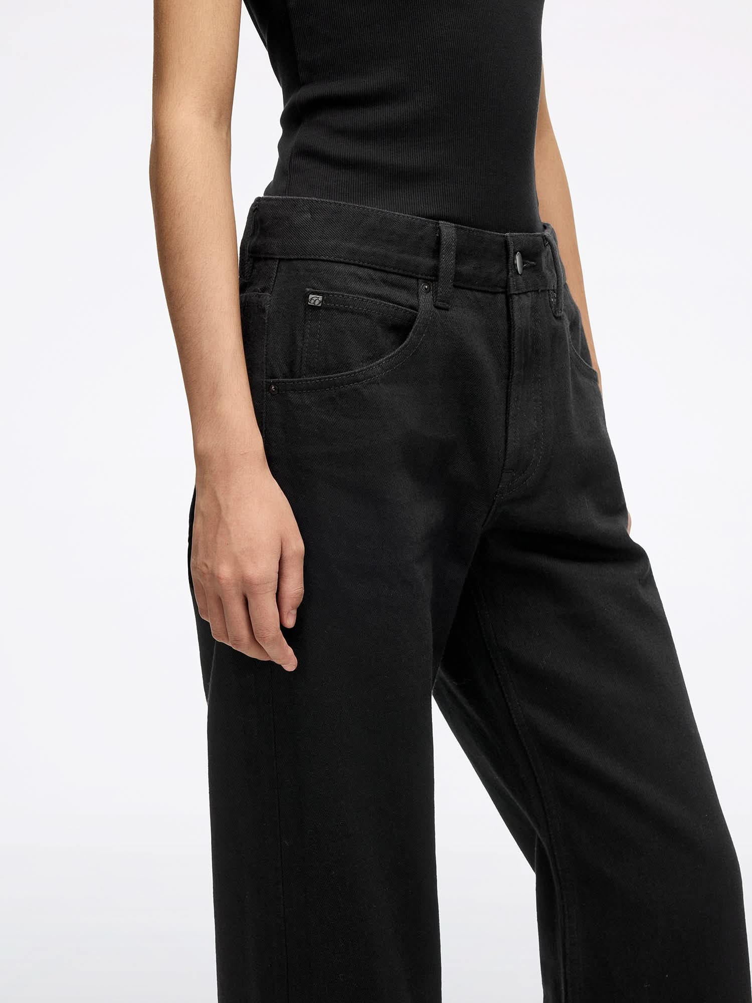 Straight-Leg Jeans-ANNI