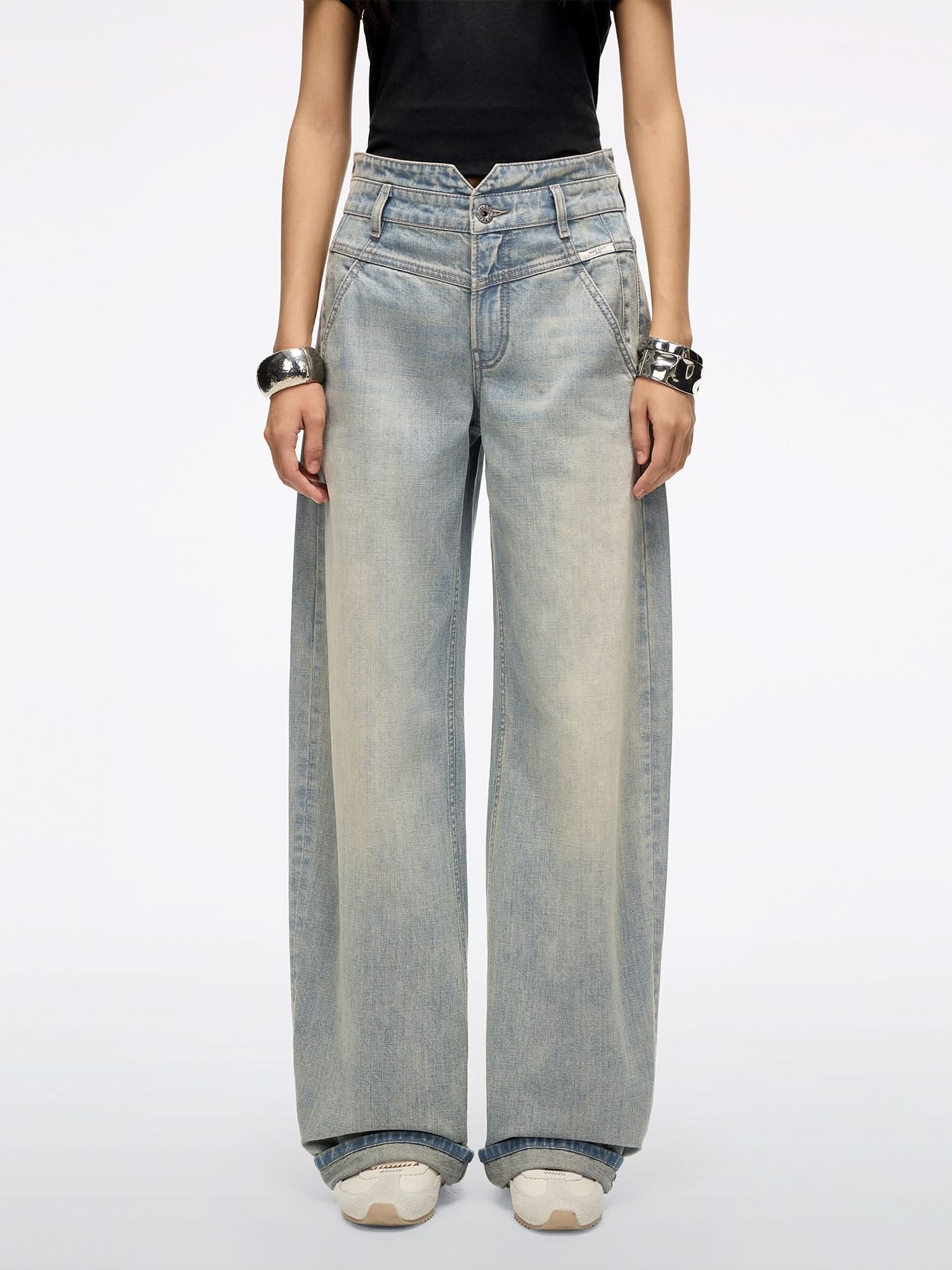 Loose-Fit Jeans-ALICE