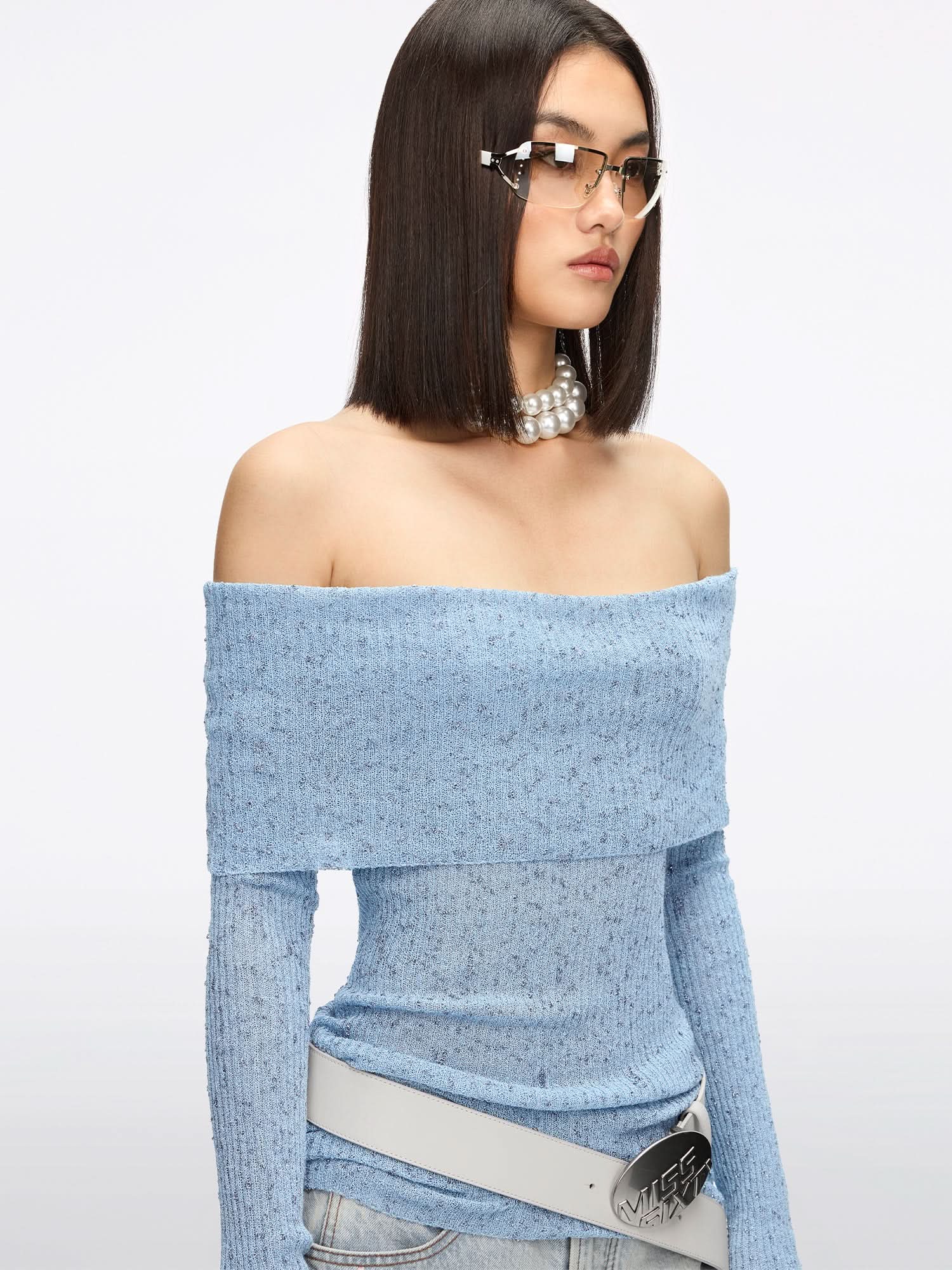 Off-shoulder Knit Top