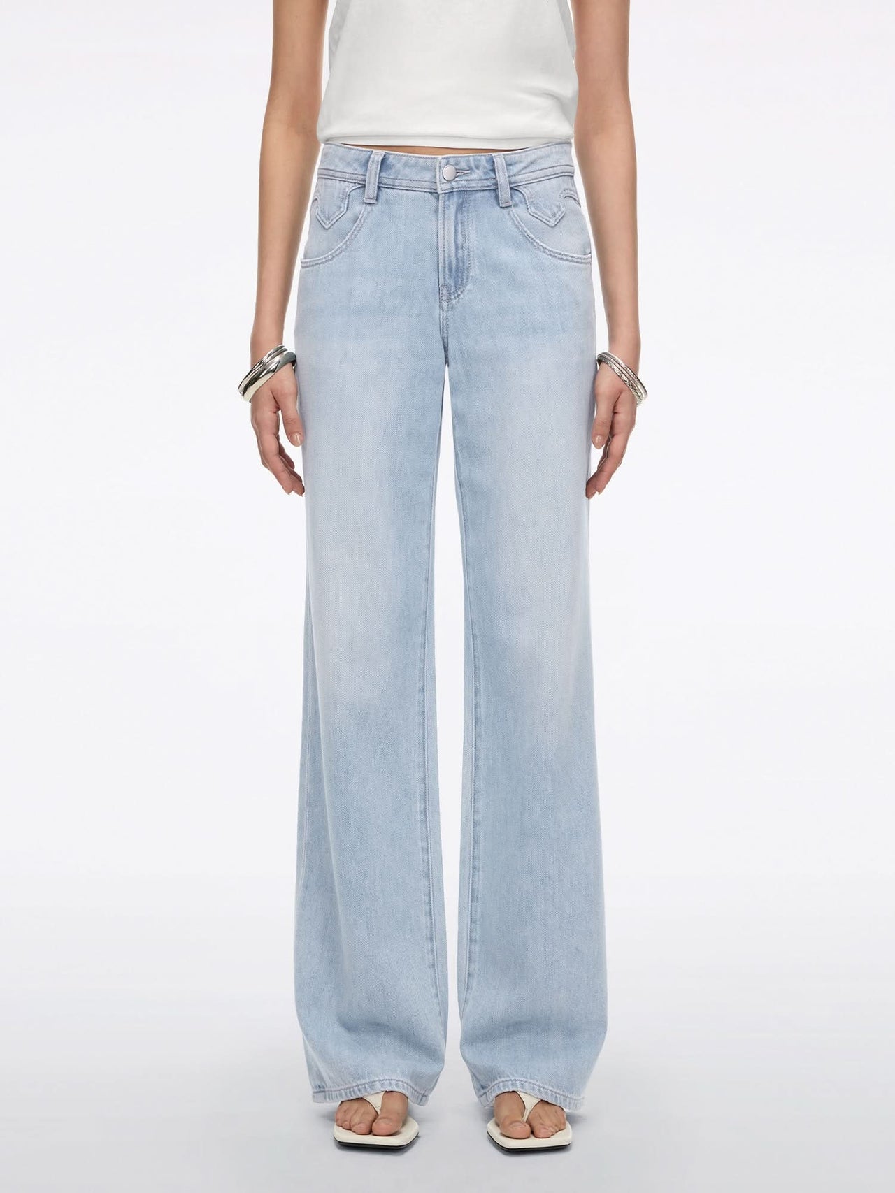 Straight-Leg Jeans-BELLA
