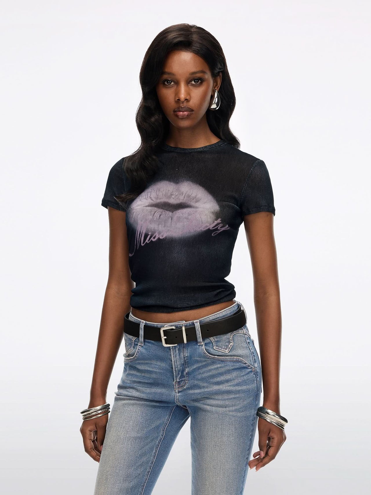 Distressed Lip-Print T-Shirt