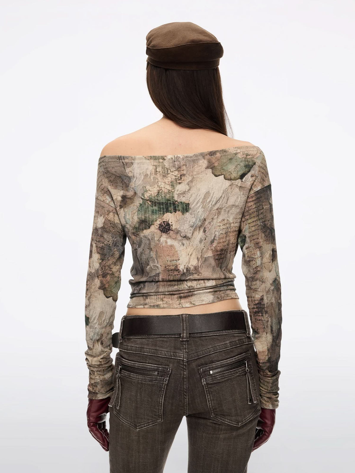 Longsleeve Graphic T-Shirt