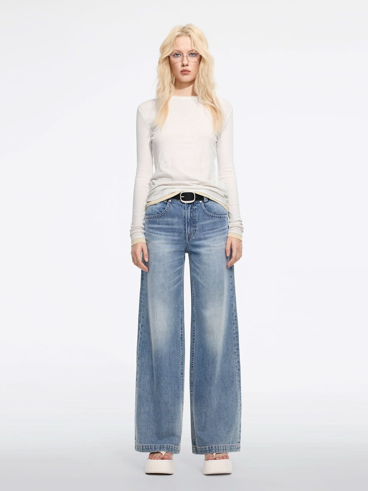 Vintage Mid-Rise Flared Jeans