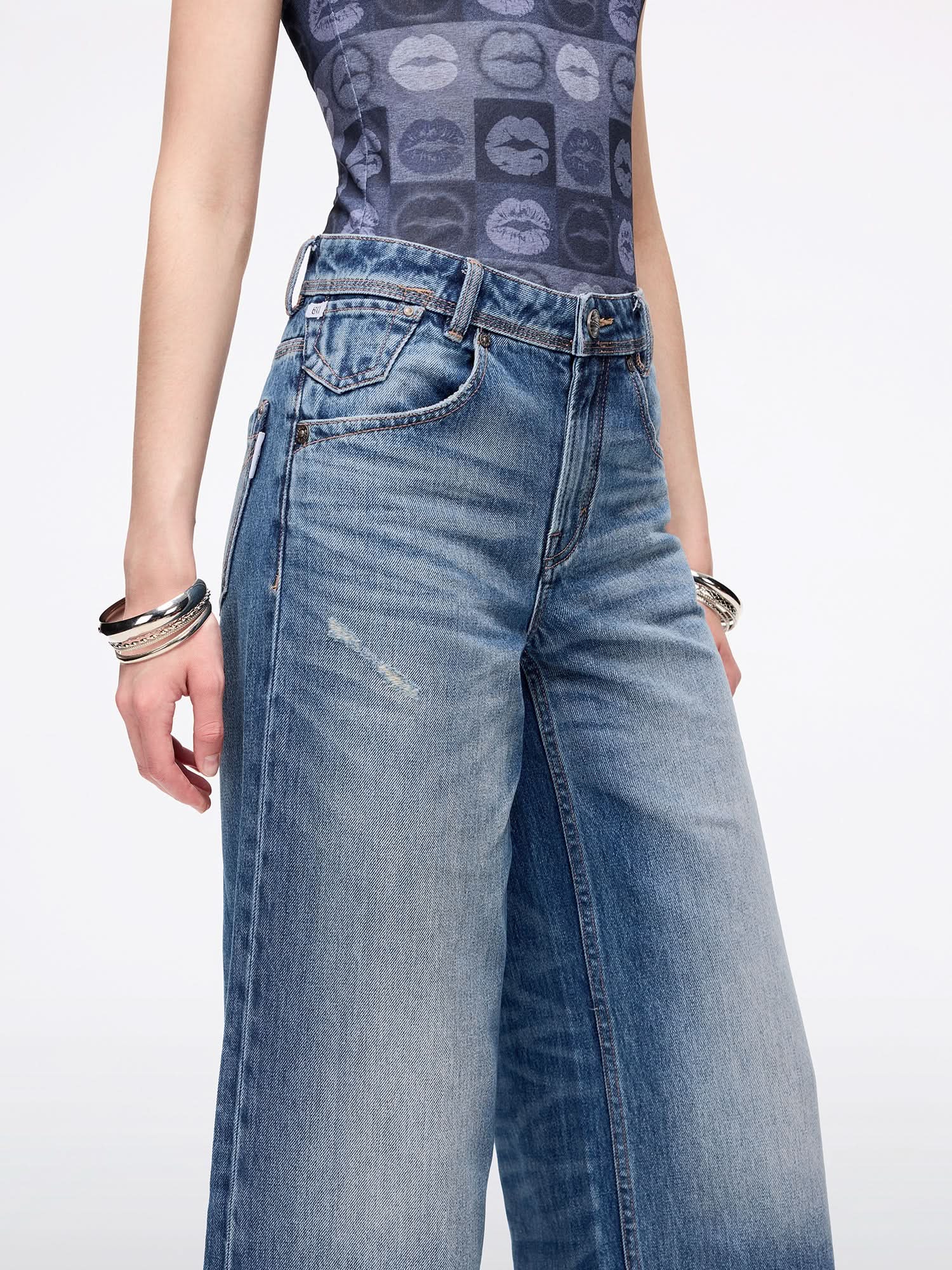 Wide-leg Denim Jeans