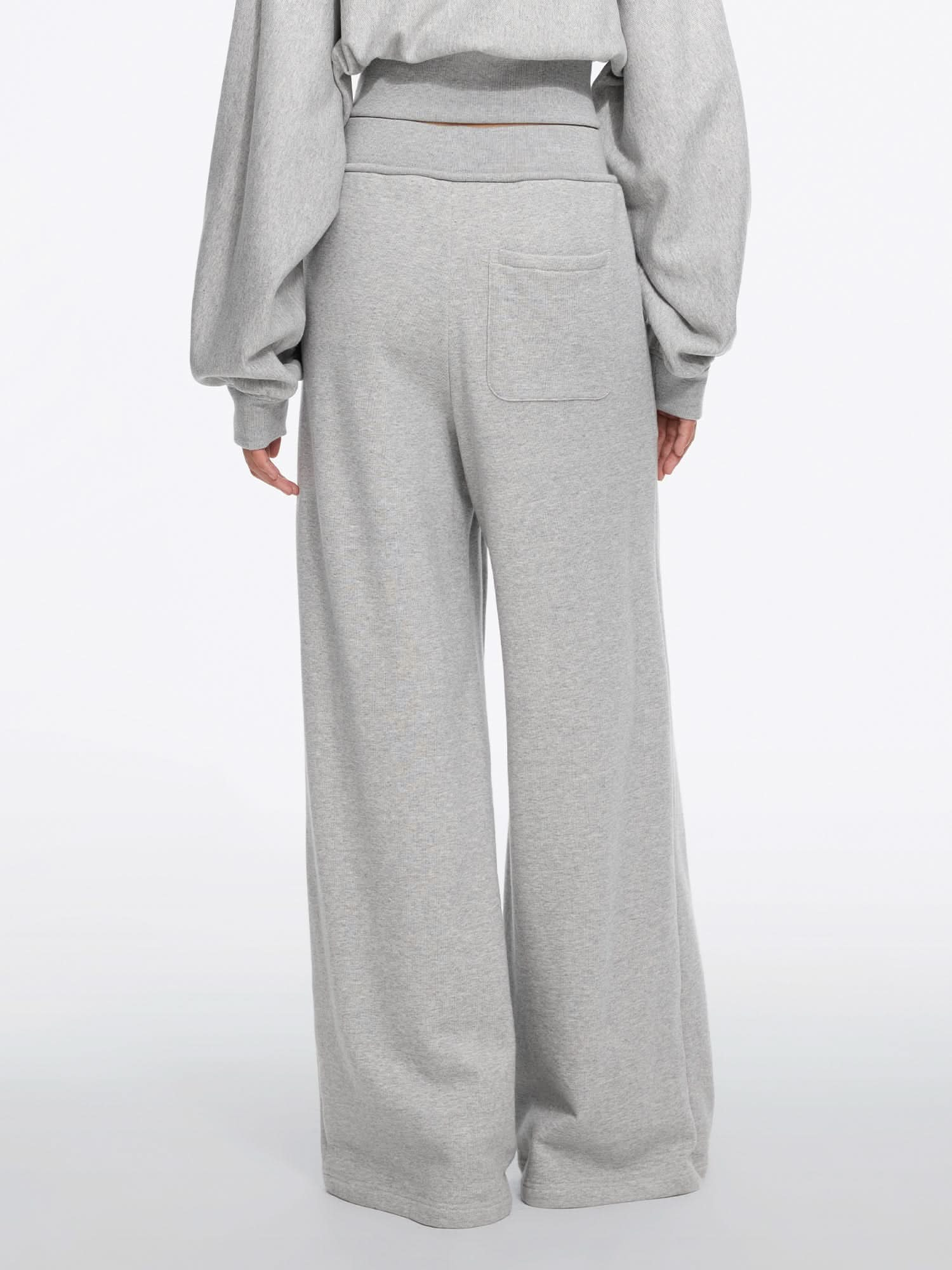 Wide-leg sweatpants