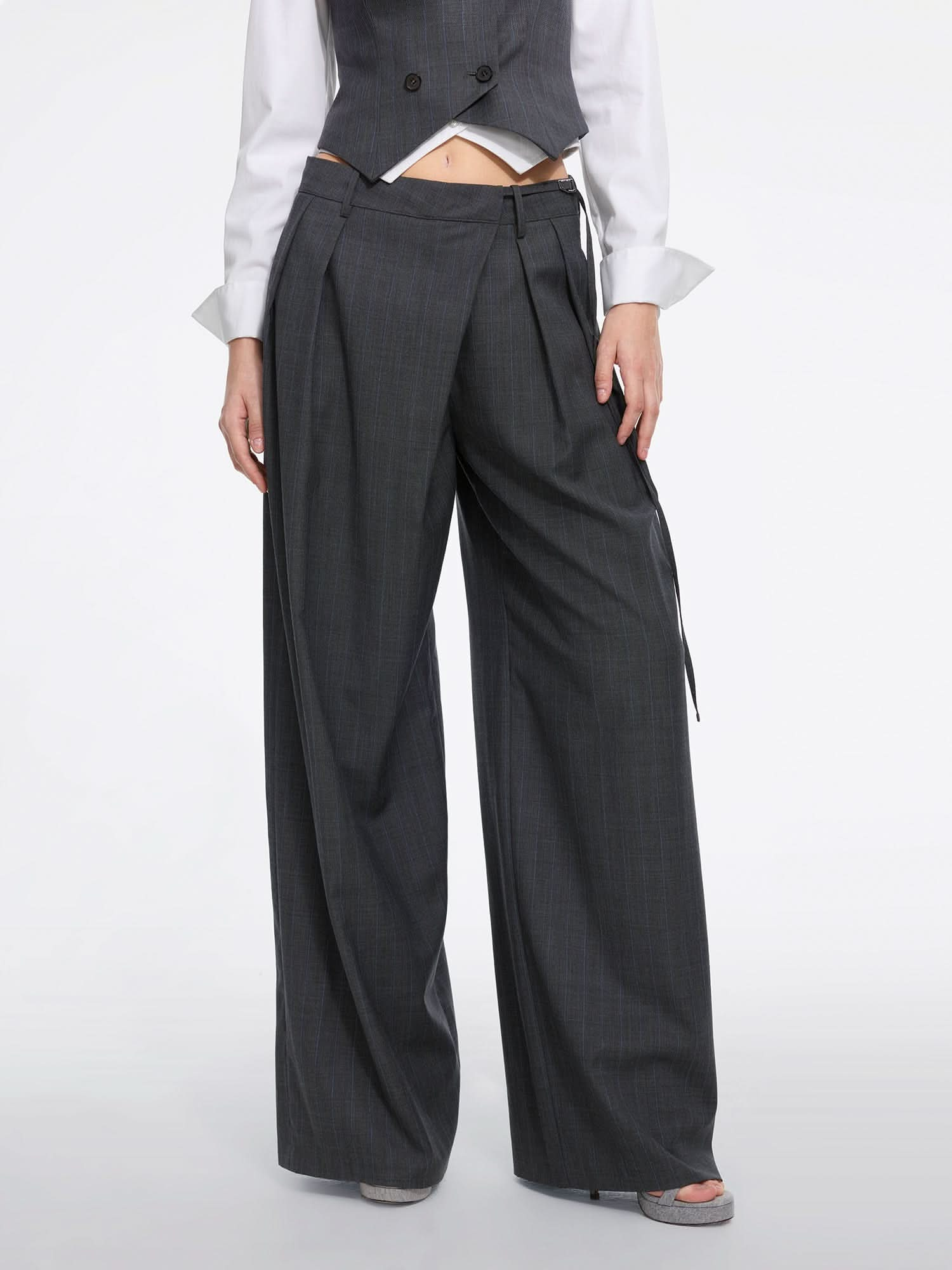 Wool Blend Pleated Straight-Leg Pants