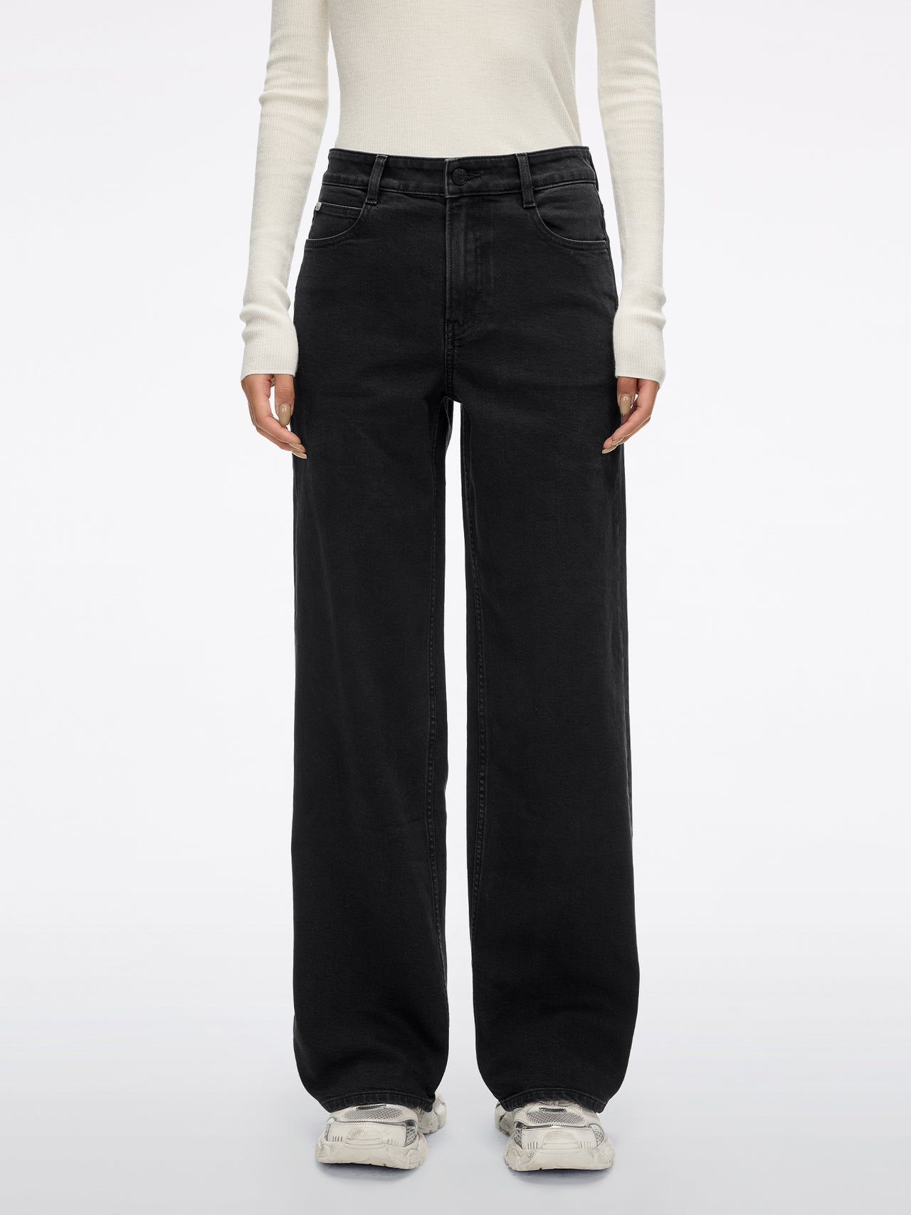 Straight-Fit Jeans