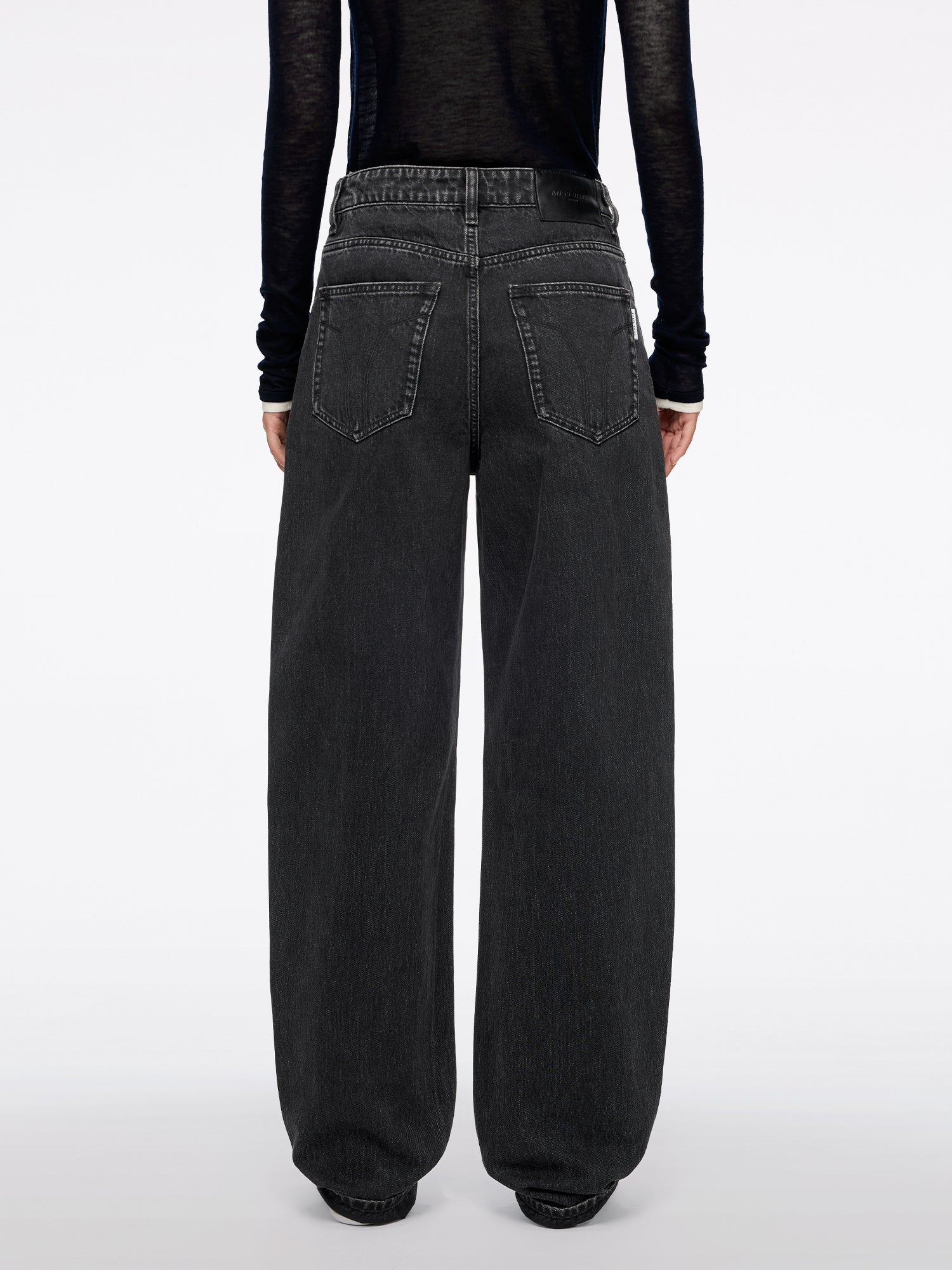 Loose-Fit Jeans-ELIZABETH