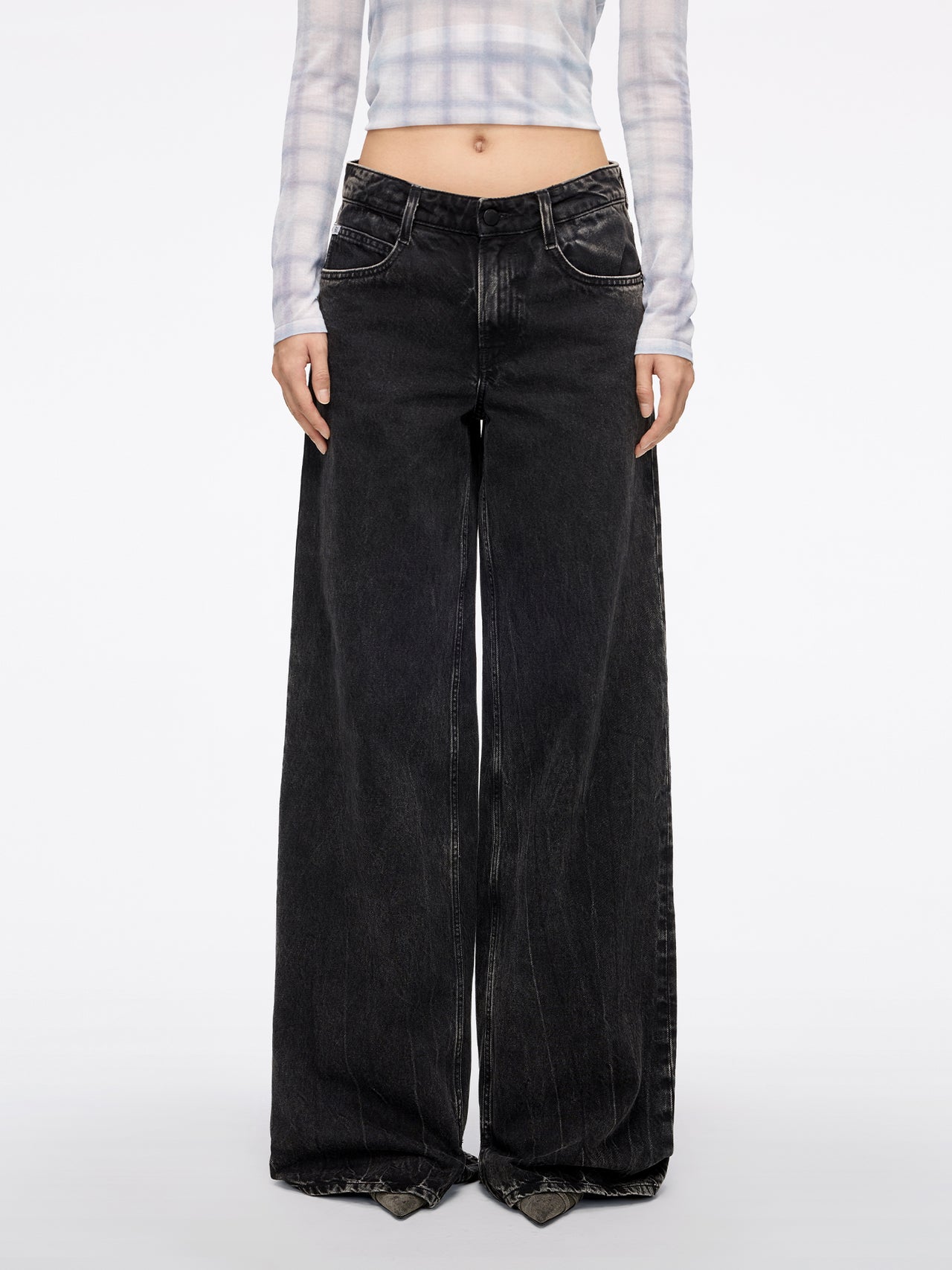 Slit Wide-Leg Jeans