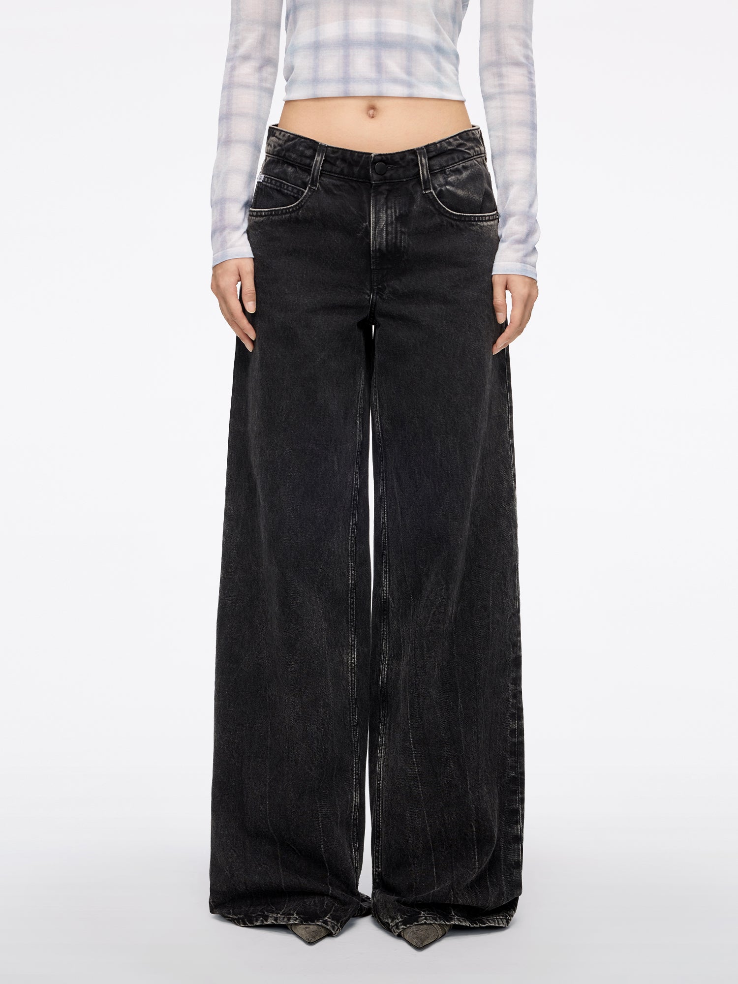 Slit Wide-Leg Jeans