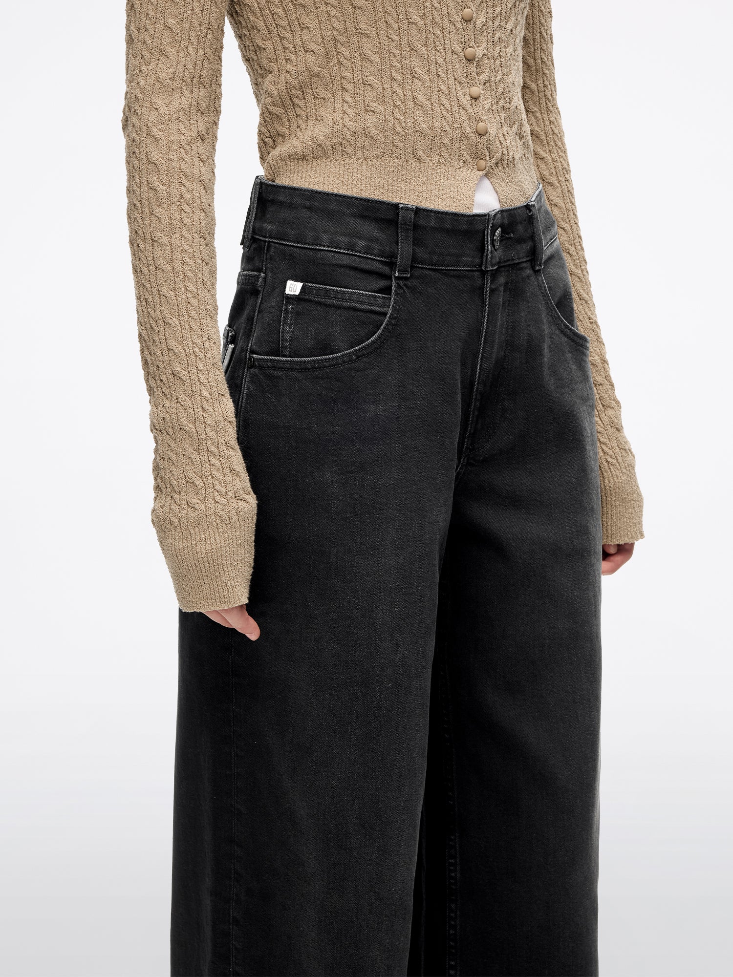 Wide-Leg Jeans