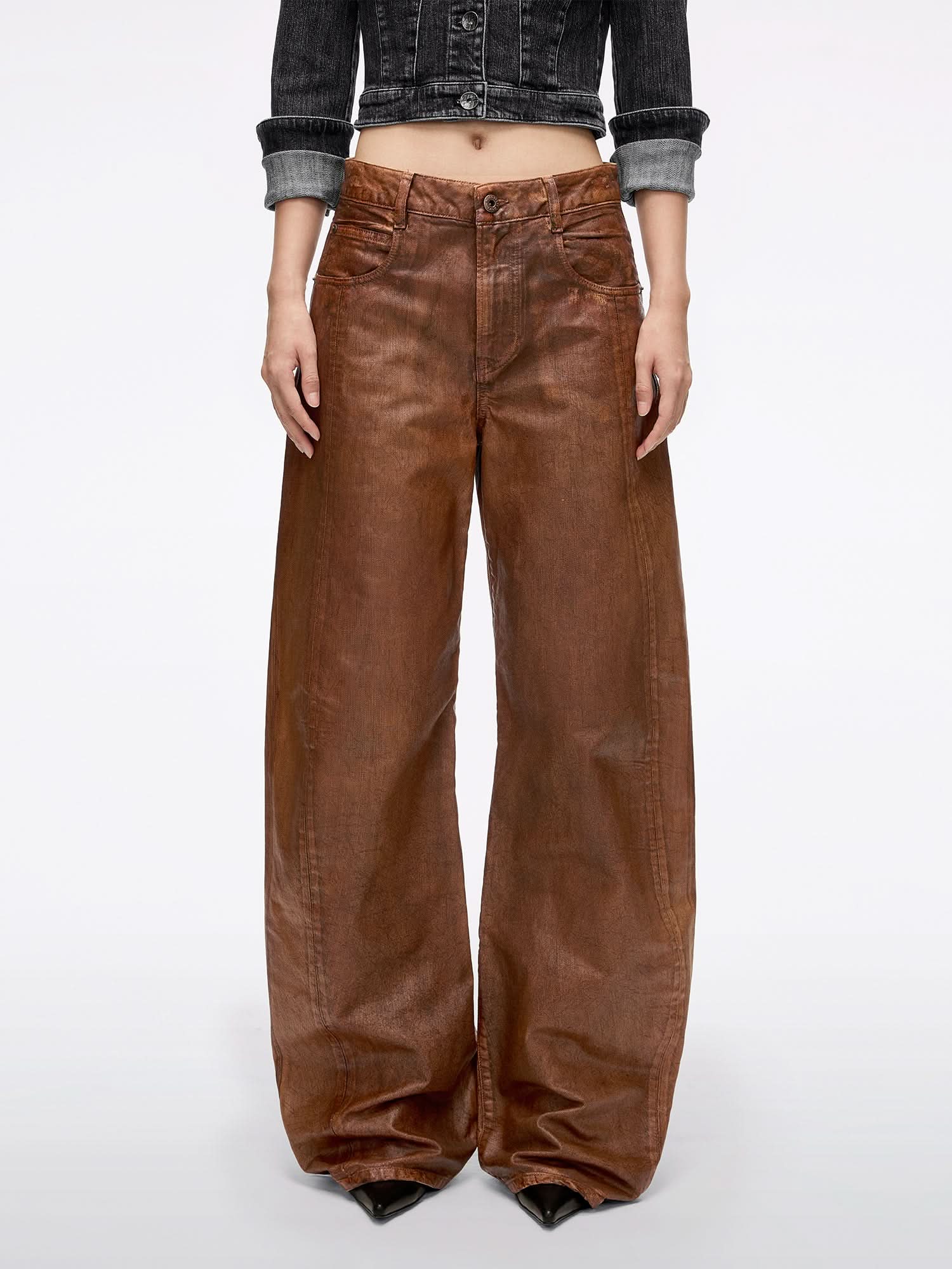 Coated Loose-Fit Jeans - CARAMEL BROWN / 23