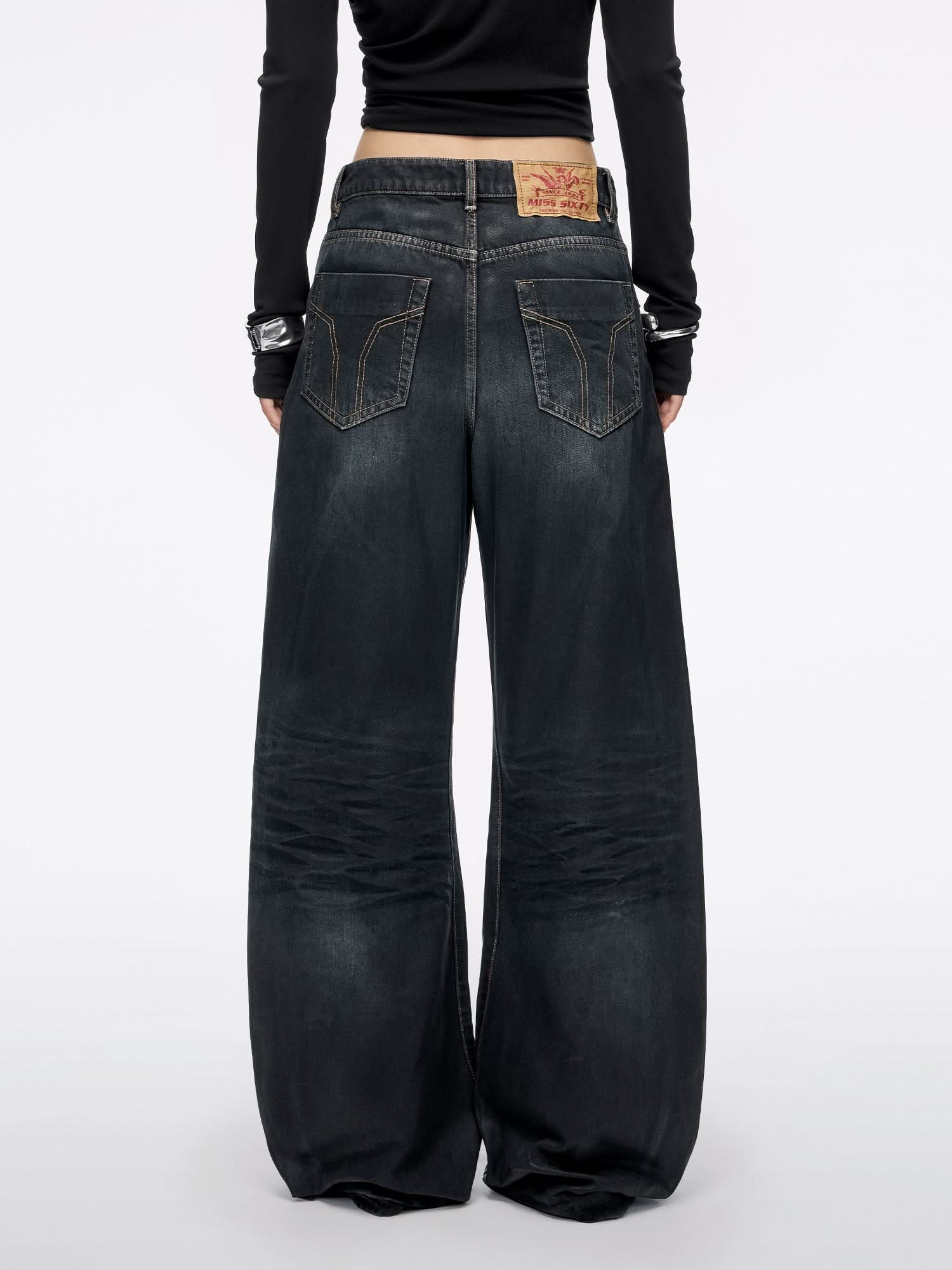 Coated Loose-Fit Jeans