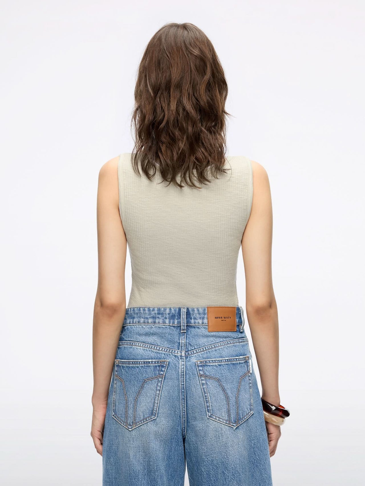 Henley Sleeveless T-Shirt