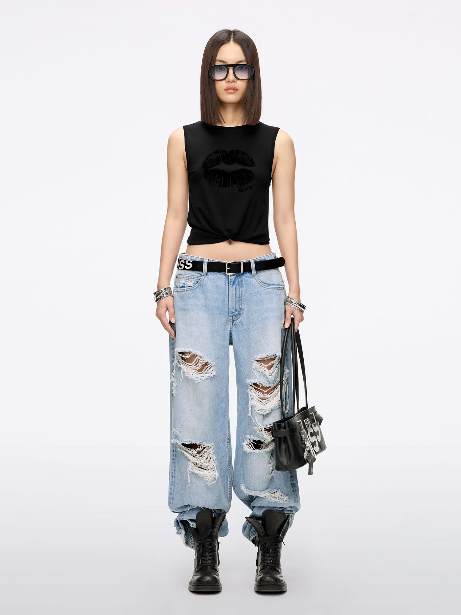 Lip Print Sleeveless T-Shirt