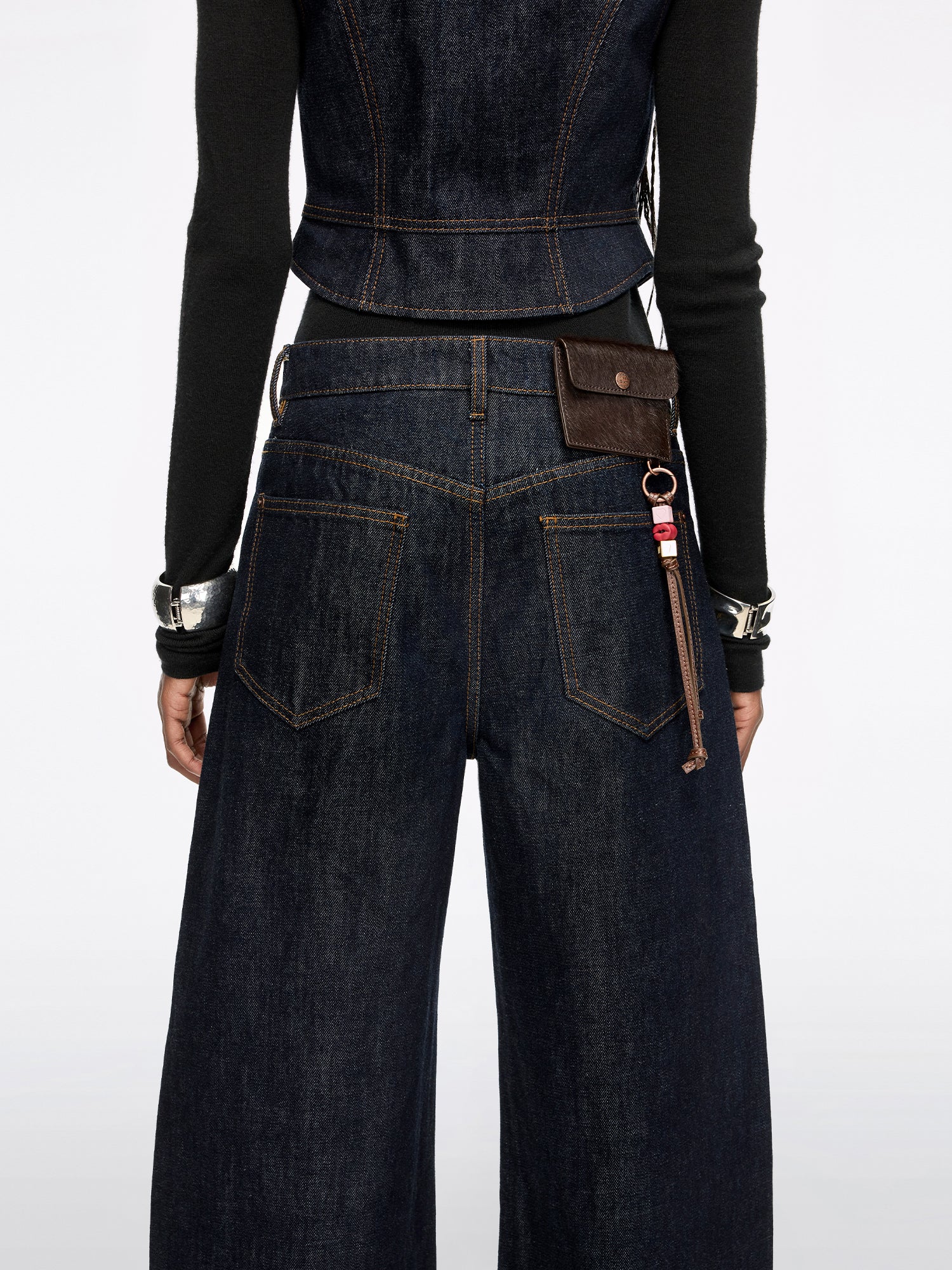 Scimitar Jeans With Decorative Accessory