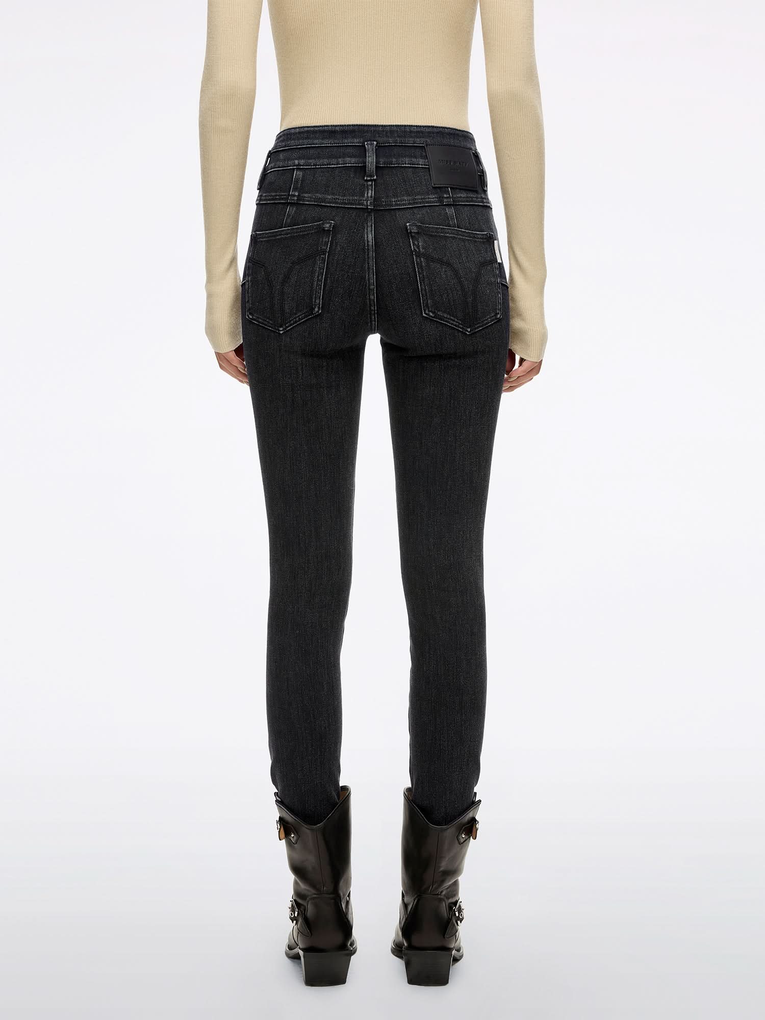 Slim-Fit Jeans