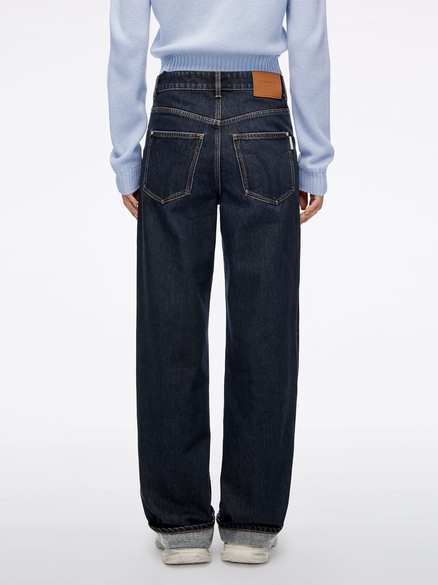 Straight-Fit Jeans