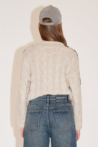 Round Neck Hand-Stitched Pearl-String Short Knit Sweater