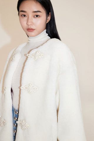 Round Neck  Buckle Lamb Fur Jacket