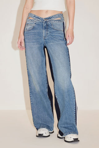 Stylsh Jeans With Front And Back Patchwork