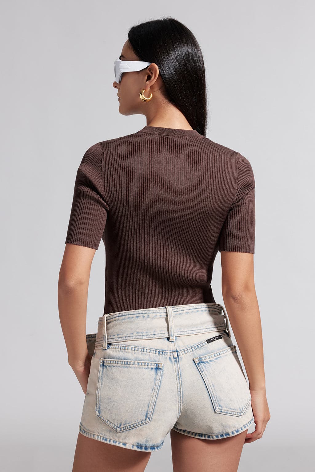 Round Neck Slim Fit Cropped Kint Top