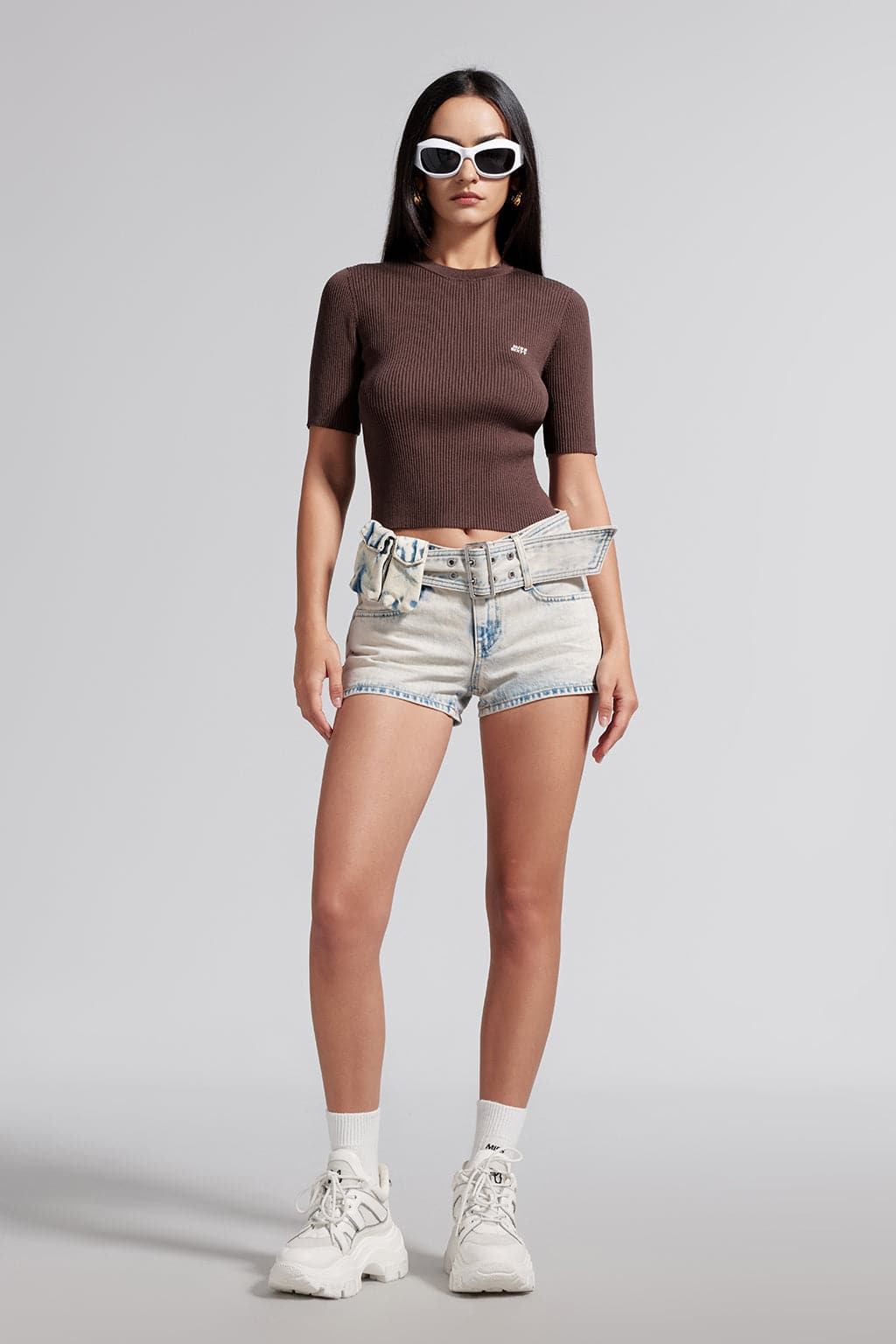 Round Neck Slim Fit Cropped Kint Top